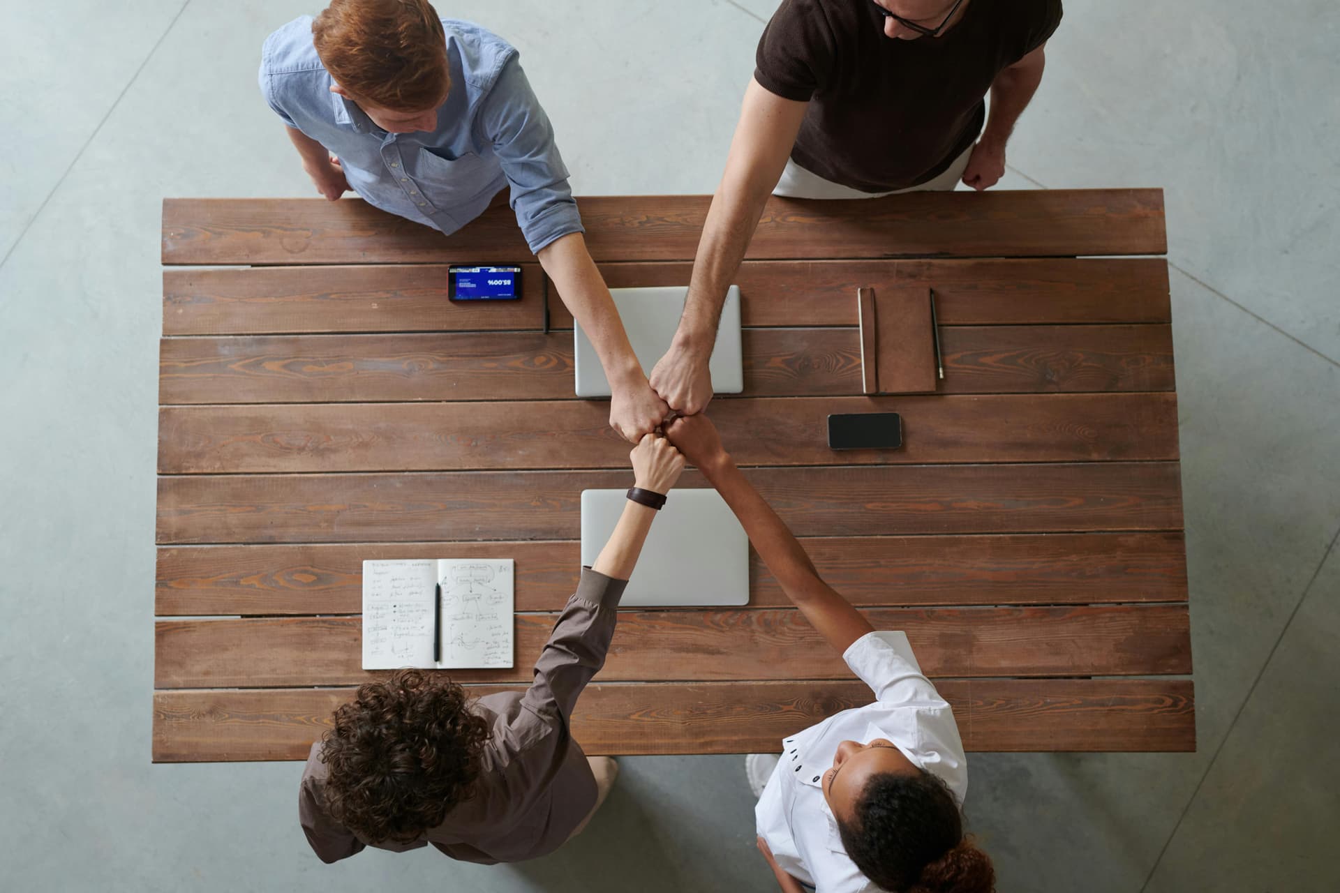Tendencias de bienestar empresarial para 2025: Cómo las PyMEs pueden mejorar la salud mental y física de sus empleados